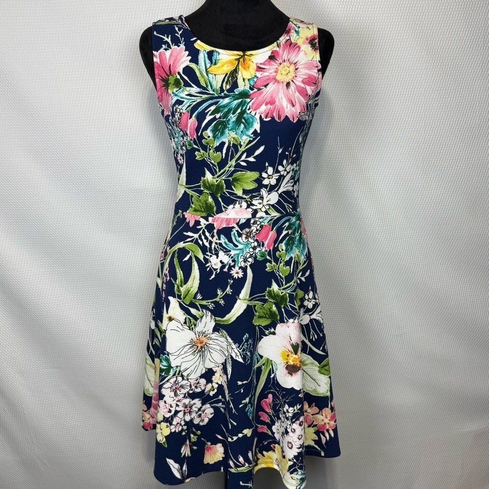 Gilli Floral Sleeveless Dress Cut-out Strappy Back Fit & Flare SMALL Navy & Pink